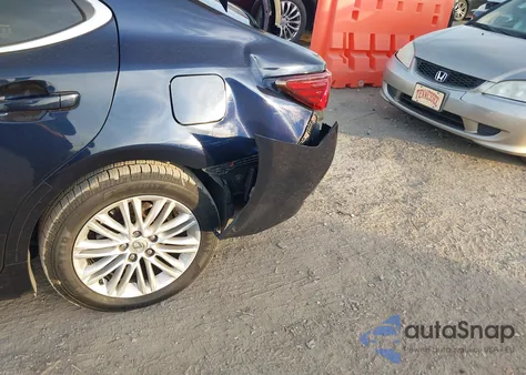 2016 Lexus Es 350 z USA, uszkodzony, nr VIN 58ABK1GG3GU012016